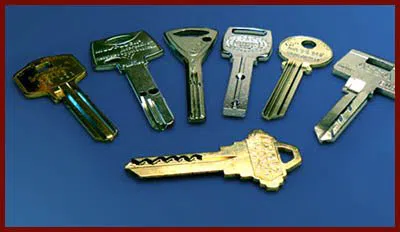 Locksmith Lock Store Chicago, IL 312-288-7671 - 19-high-security-keys
